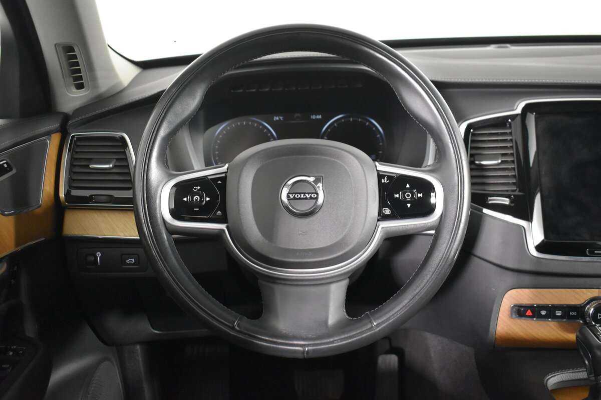 Volvo XC90, 2021 Фото №18