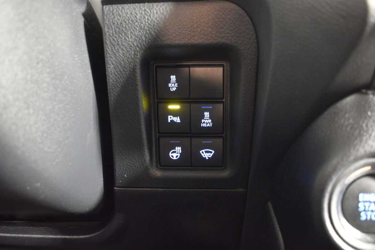 Toyota Land Cruiser Prado, 2021 Фото №20