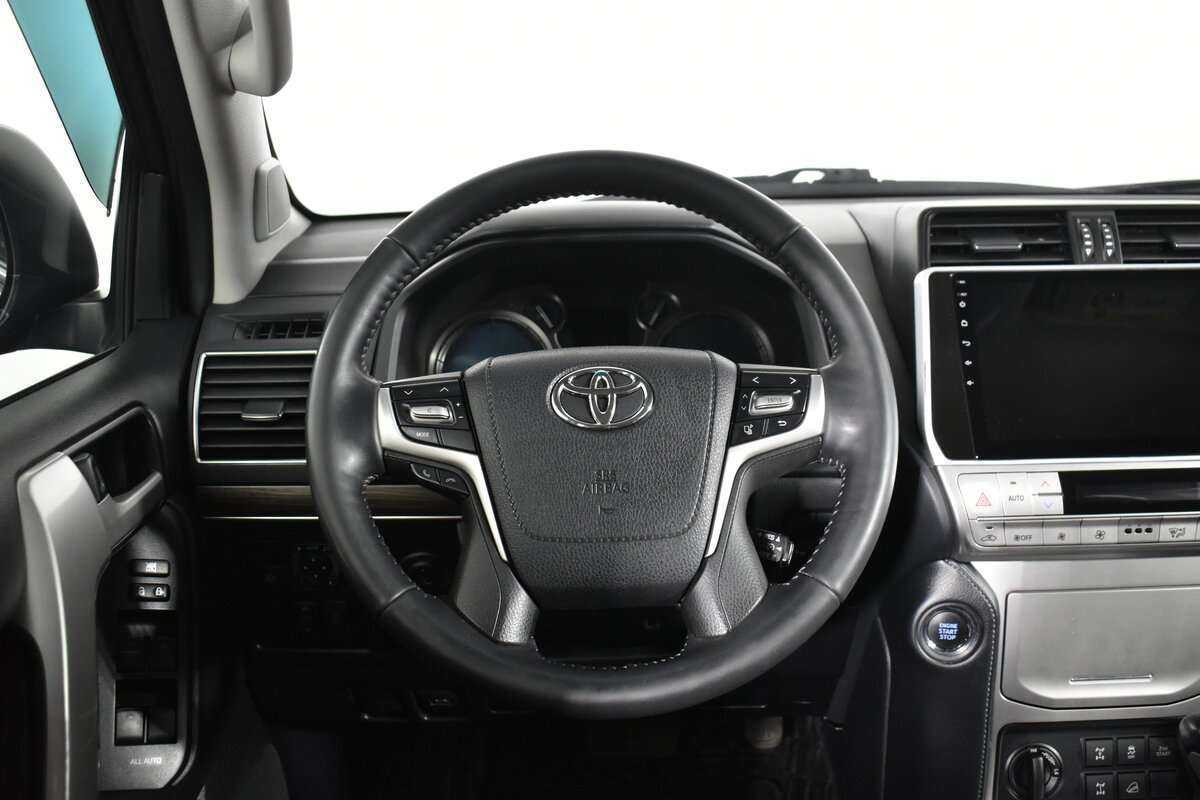 Toyota Land Cruiser Prado, 2018 Фото №17