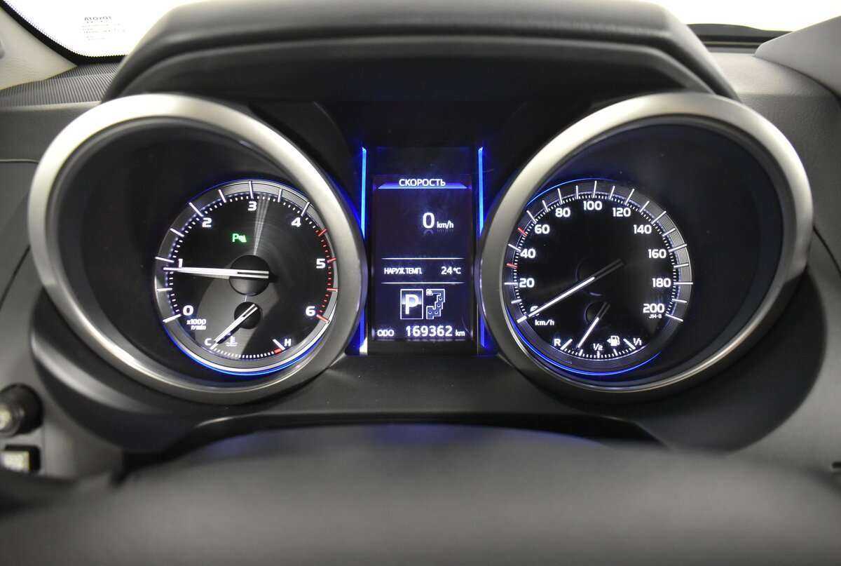 Toyota Land Cruiser Prado, 2017 Фото №15