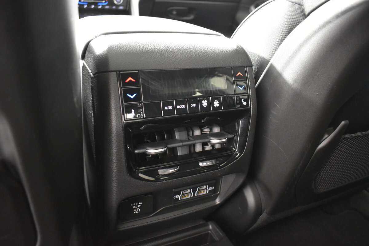 Jeep Grand Cherokee, 2022 Фото №13