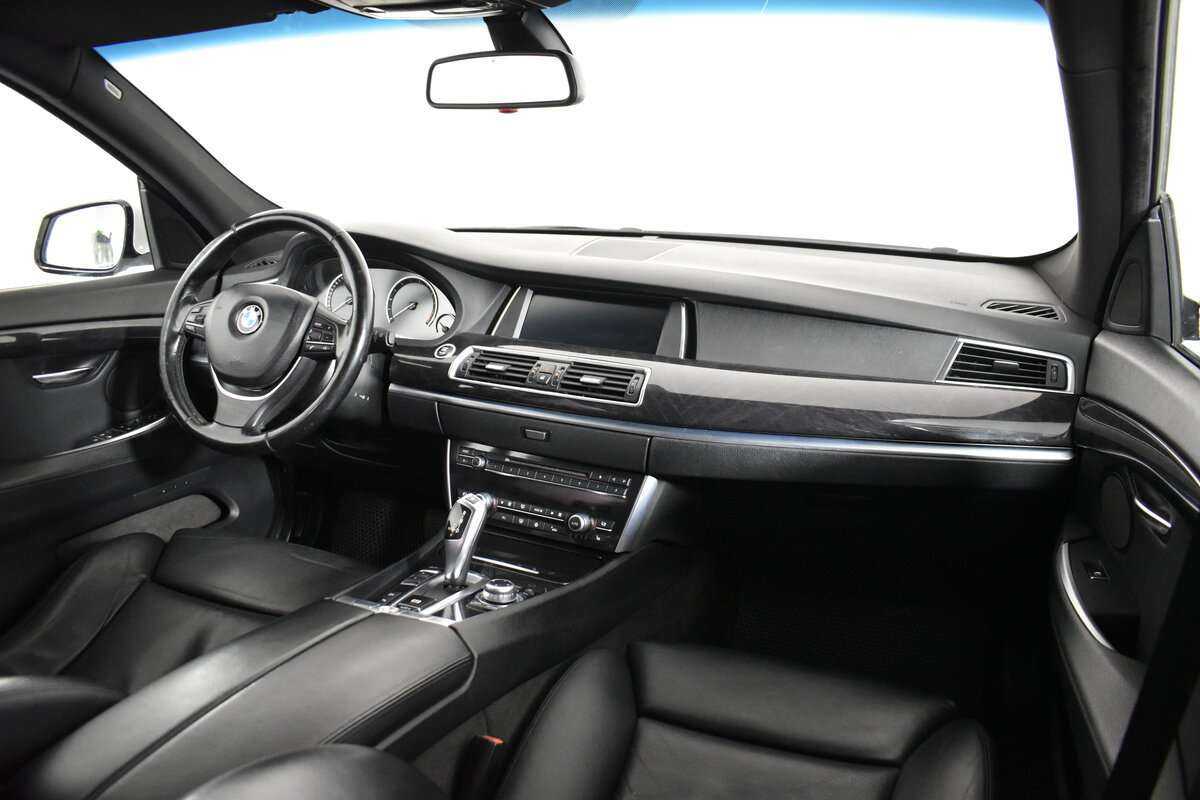 BMW 5 серии Gran Turismo 535d xDrive, 2010 Фото №10