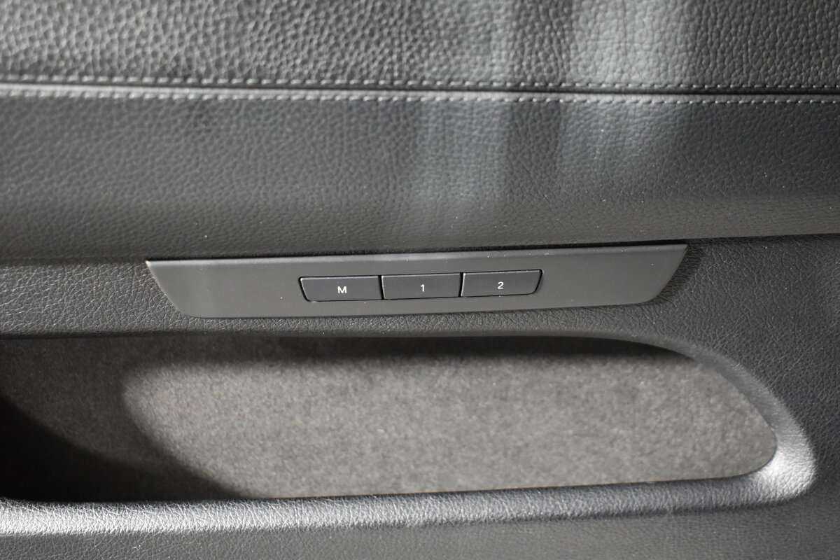 BMW 5 серии Gran Turismo 535d xDrive, 2010 Фото №14