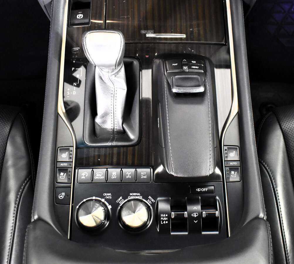 Lexus LX 570, 2016 Фото №15