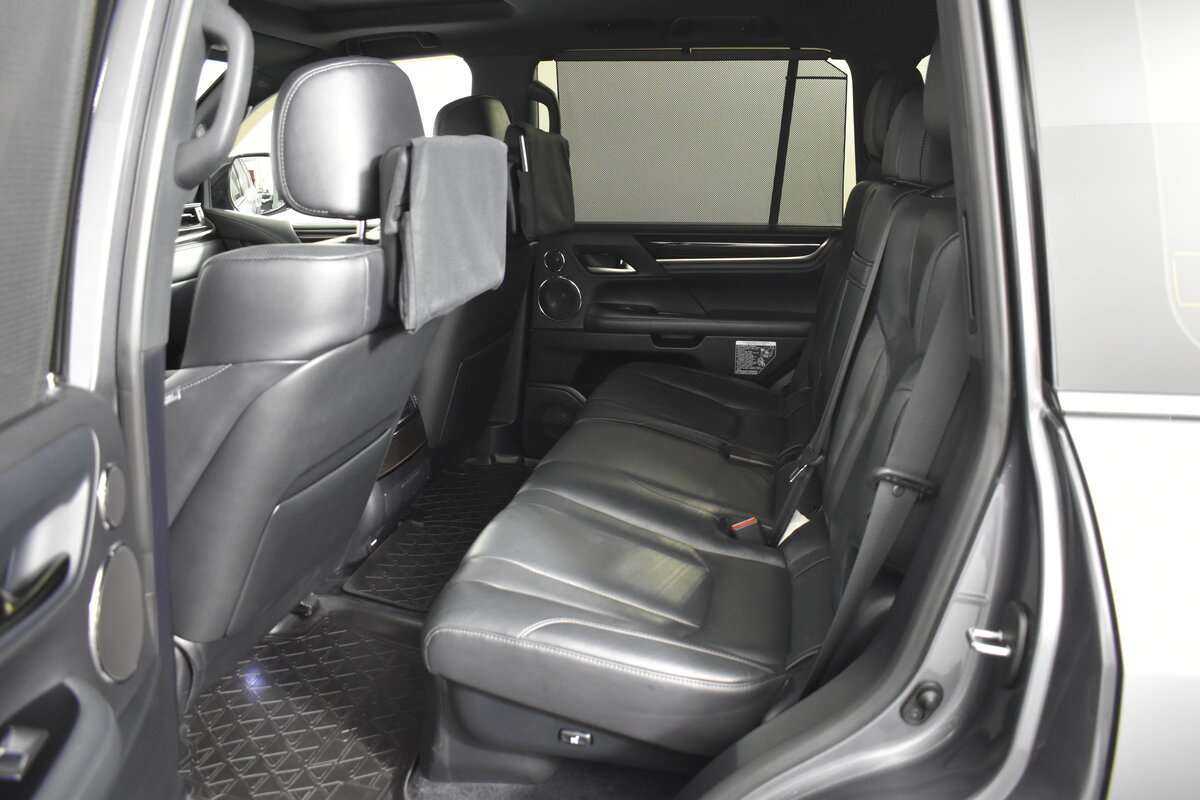 Lexus LX 570, 2016 Фото №17