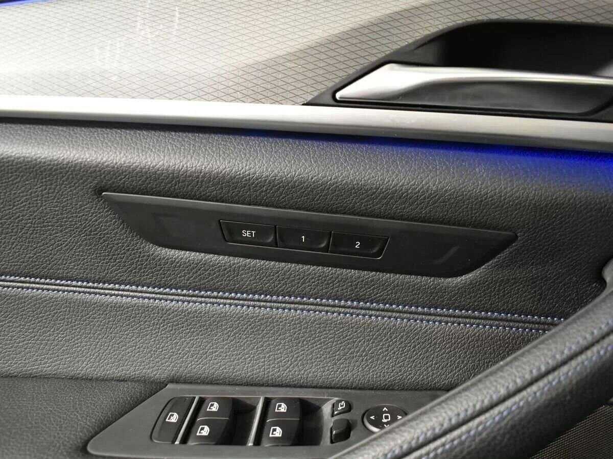 BMW 5 серии 530i xDrive, 2020 Фото №28