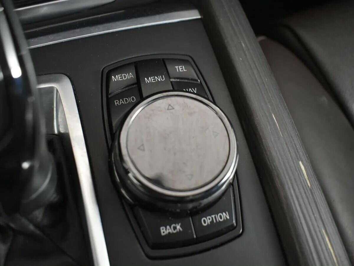 BMW X5 M50d, 2015 Фото №26