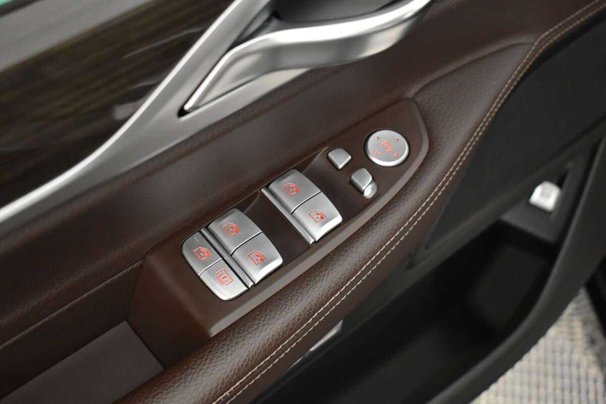 BMW 7 серии Long 730Ld xDrive, 2017 Фото №16