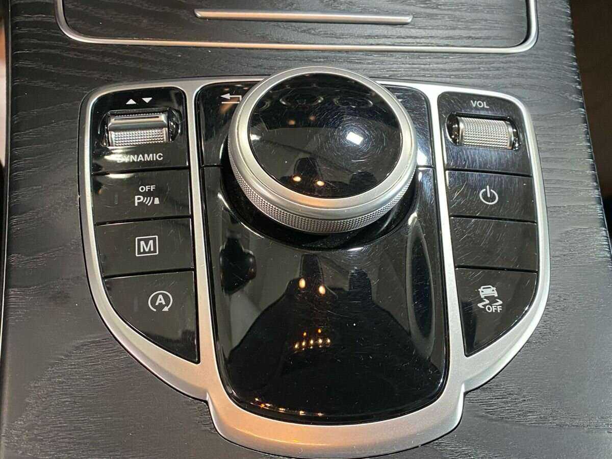 Mercedes-Benz GLC 220 d, 2018 Фото №16