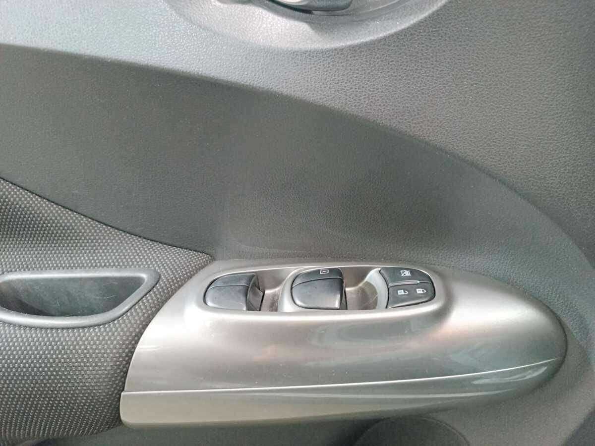 Nissan Juke, 2011 Фото №17