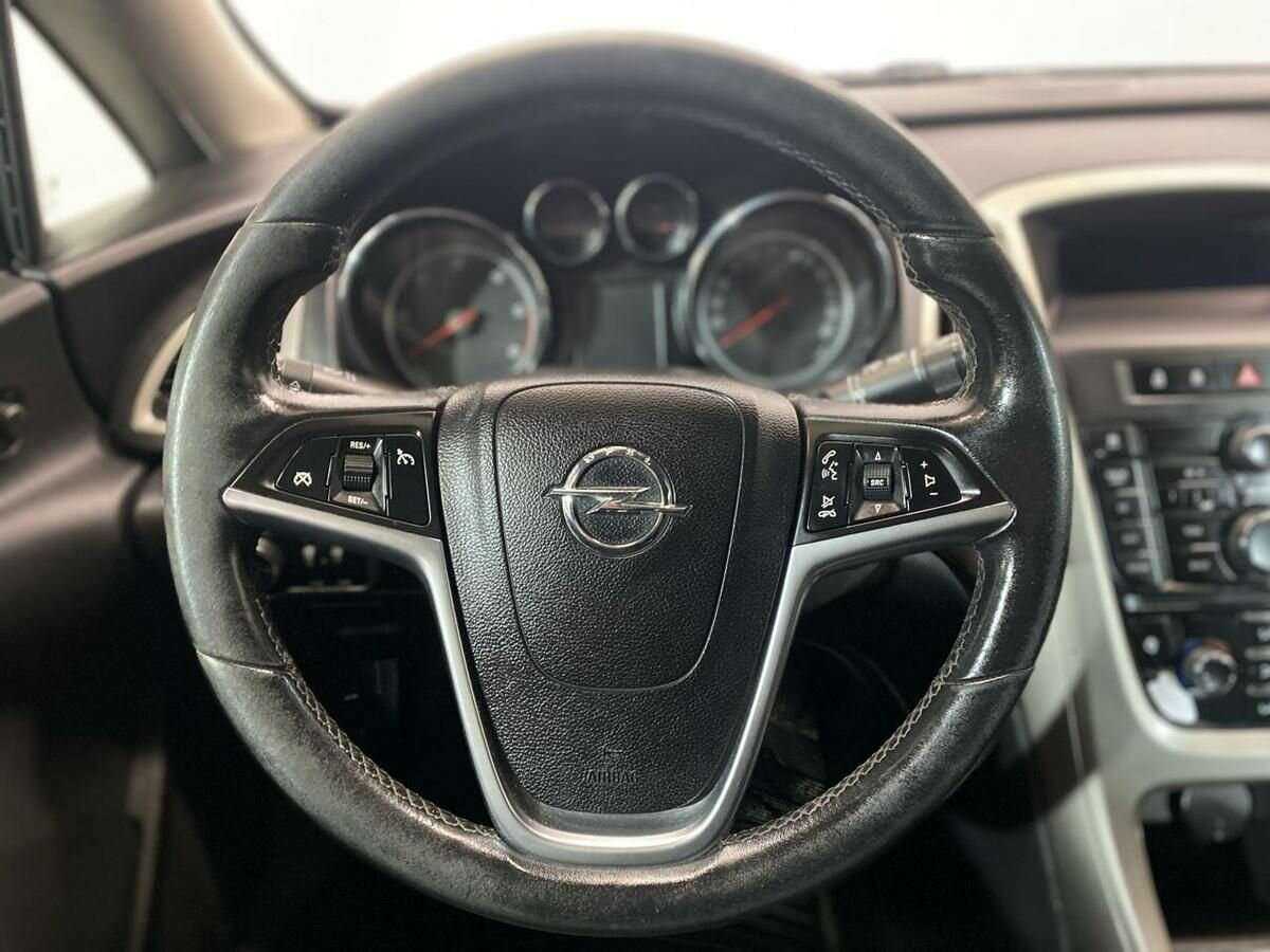 Opel Astra, 2010 Фото №12