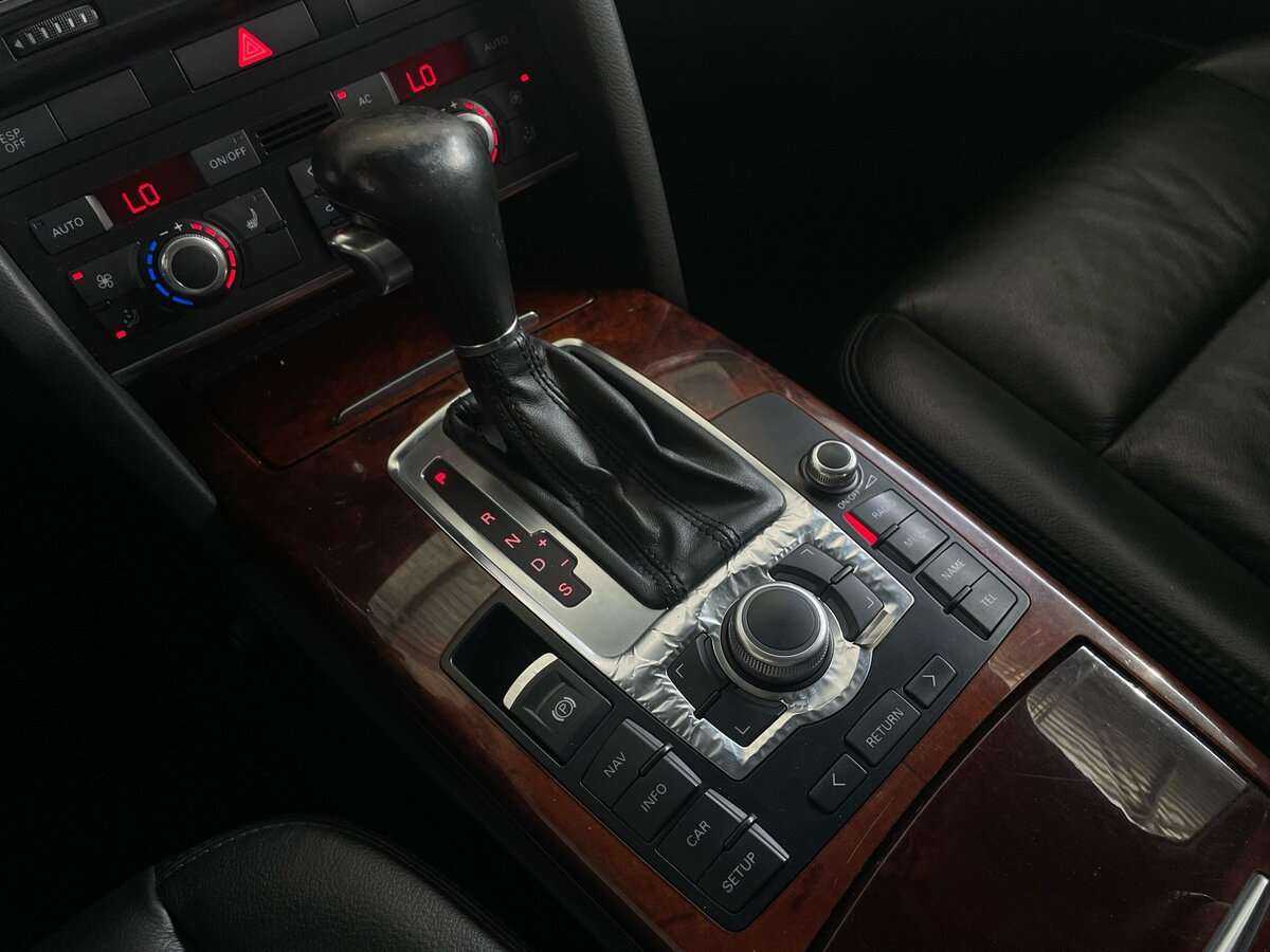 Audi A6, 2010 Фото №13