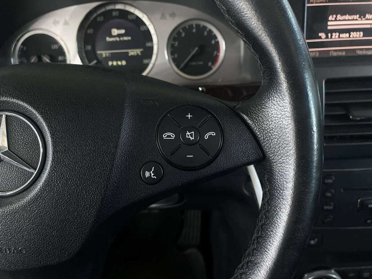 Mercedes-Benz GLK-Класс 350, 2009 Фото №14