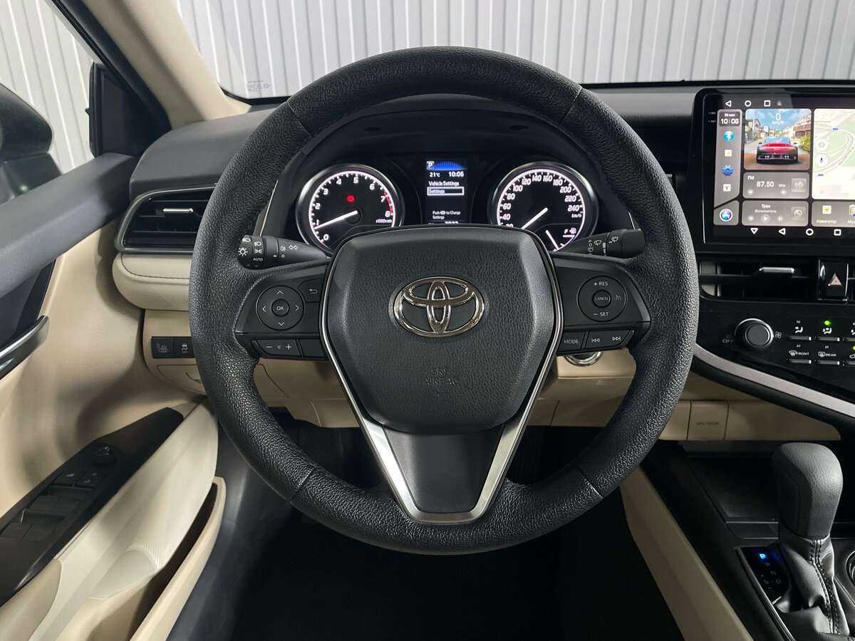 Toyota Camry, 2022 Фото №10