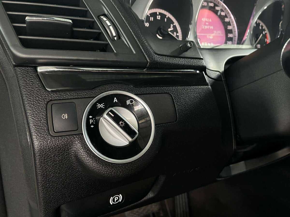 Mercedes-Benz E-Класс 250 5G-Tronic, 2011 Фото №15