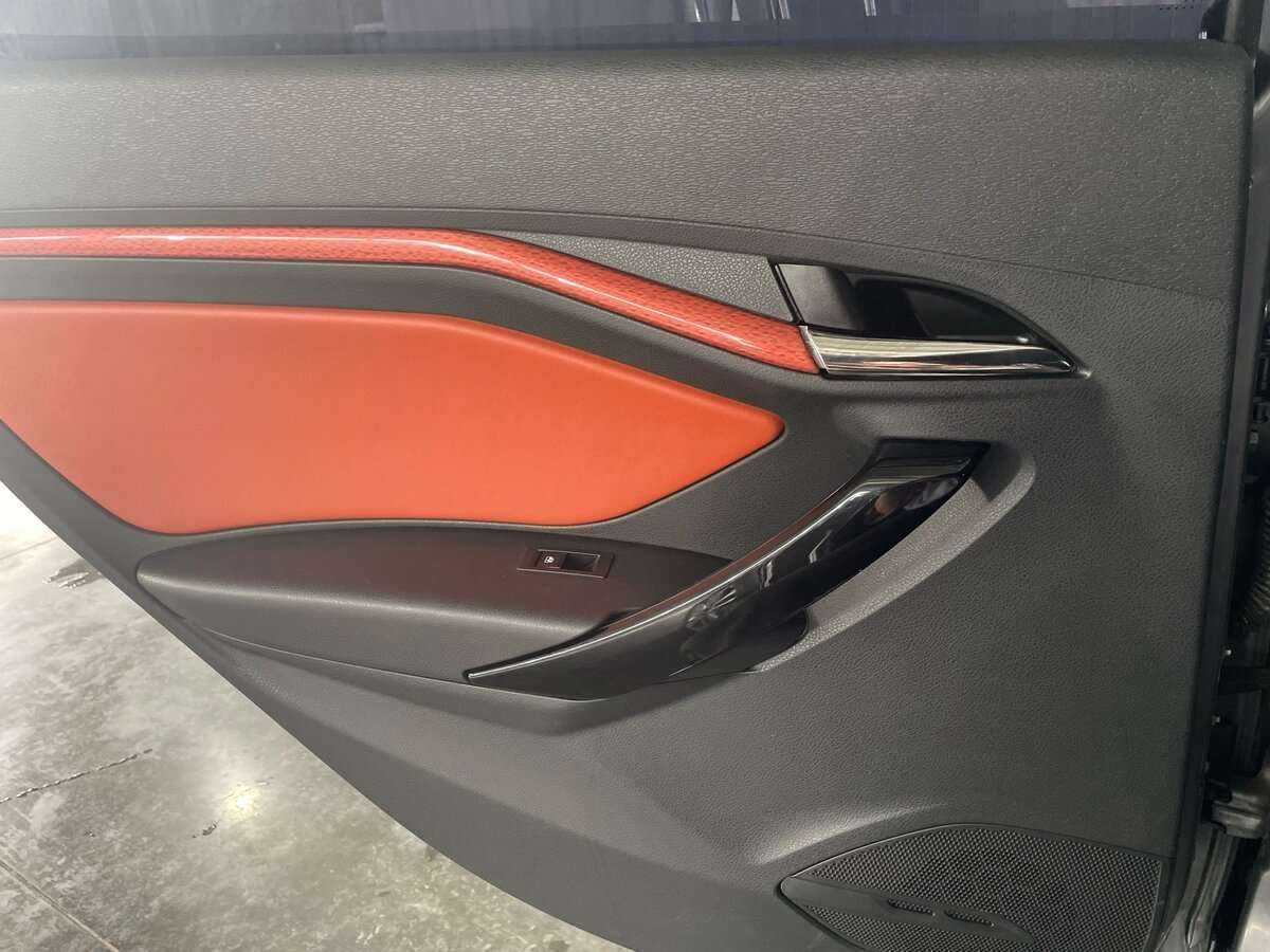 Lada (ВАЗ) Vesta SW Cross, 2018 Фото №22