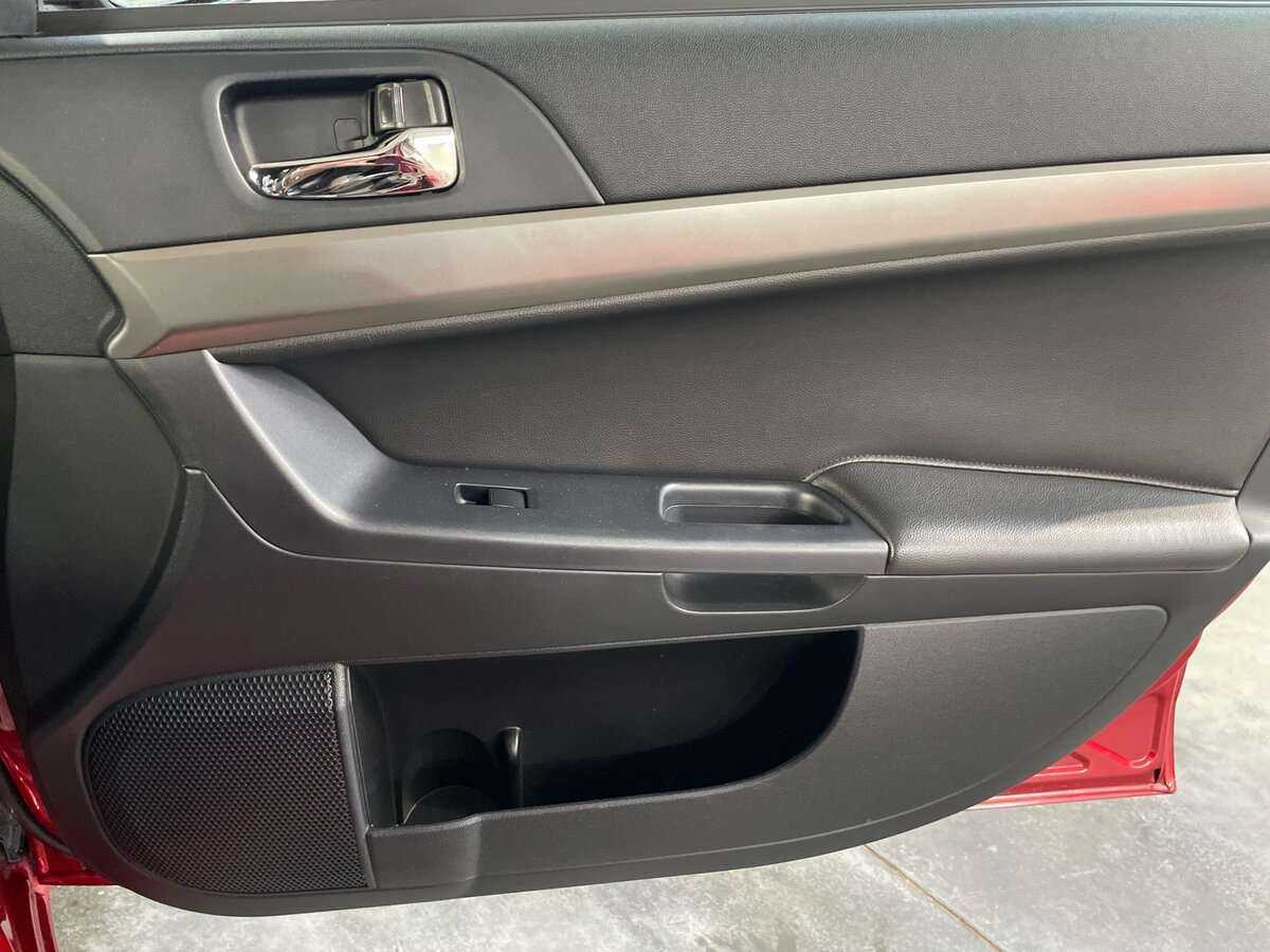 Mitsubishi Lancer, 2011 Фото №19