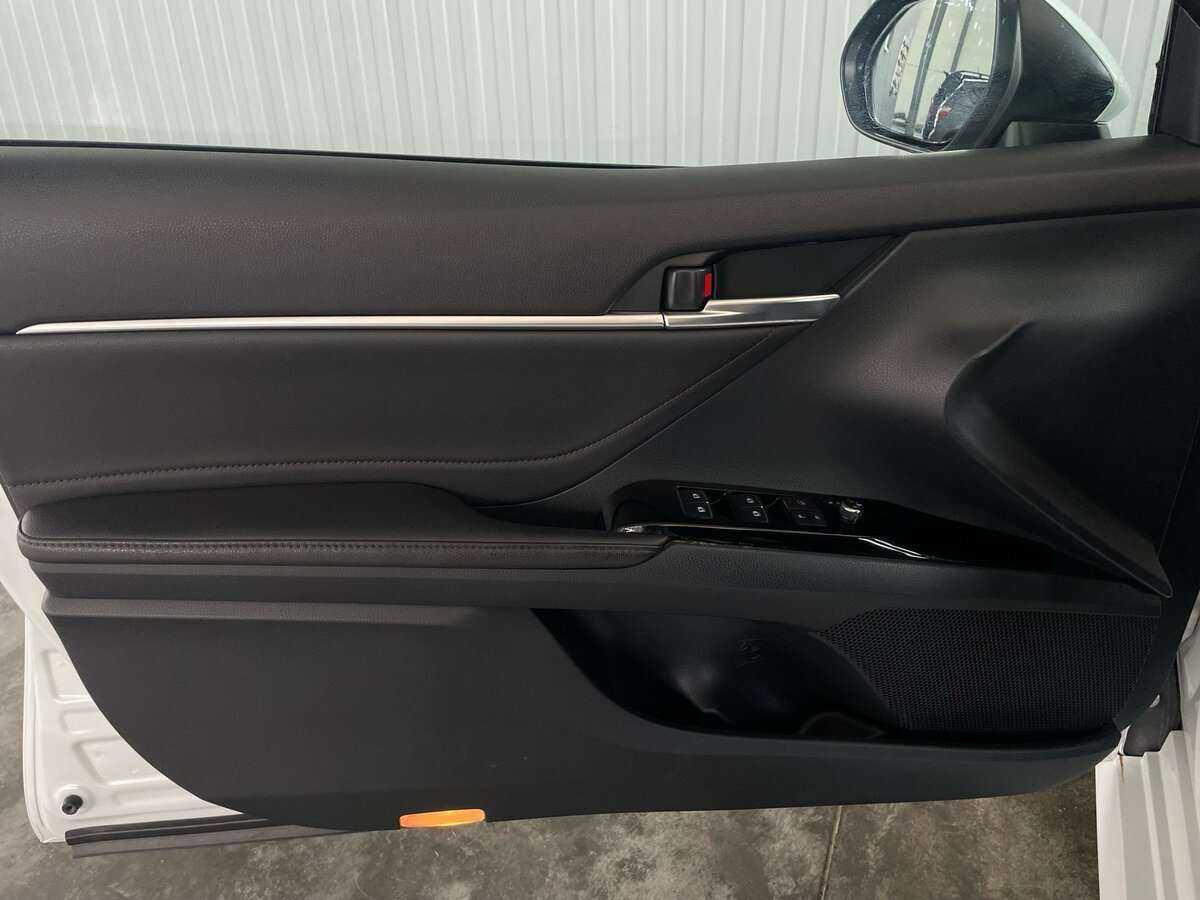 Toyota Camry, 2018 Фото №21