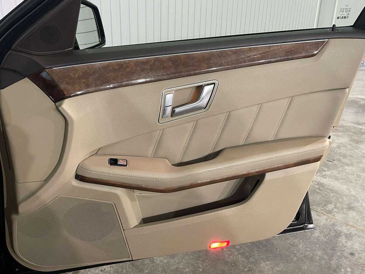 Mercedes-Benz E-Класс 200 7G-Tronic, 2012 Фото №15