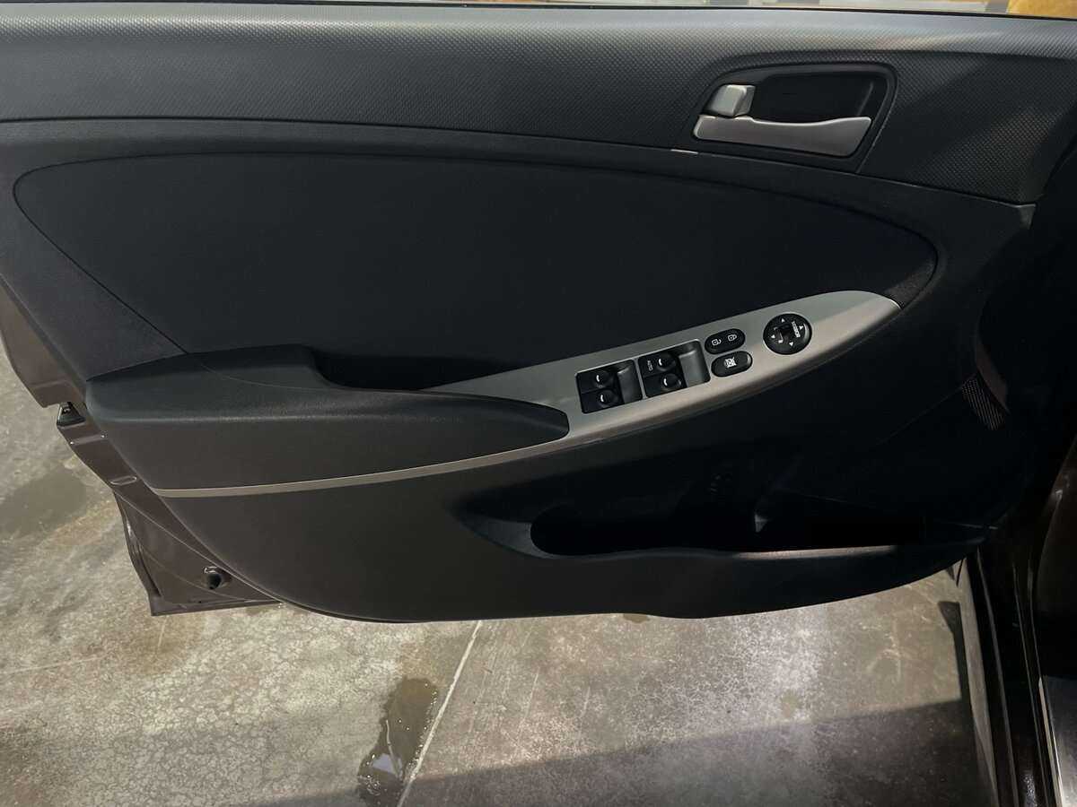 Hyundai Solaris, 2015 Фото №9