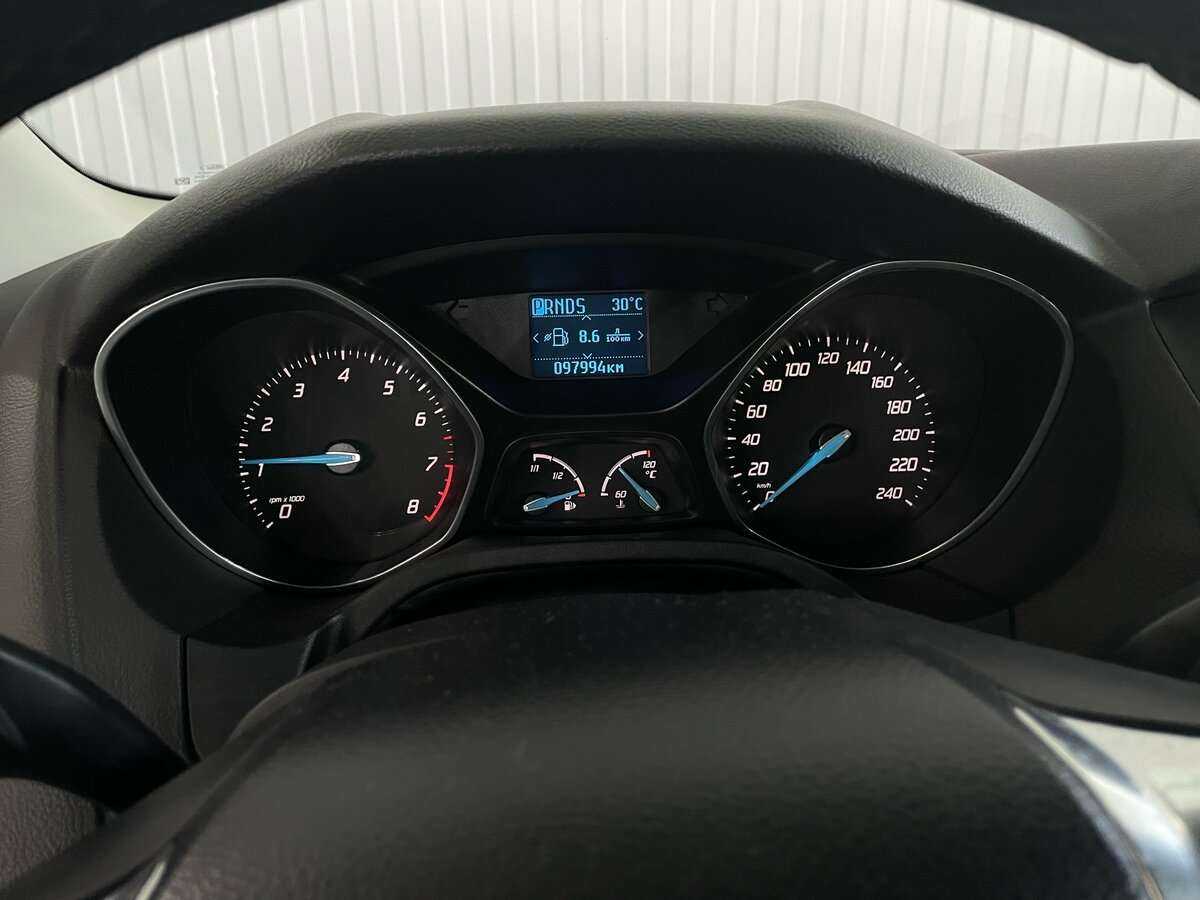 Ford Focus, 2011 Фото №11