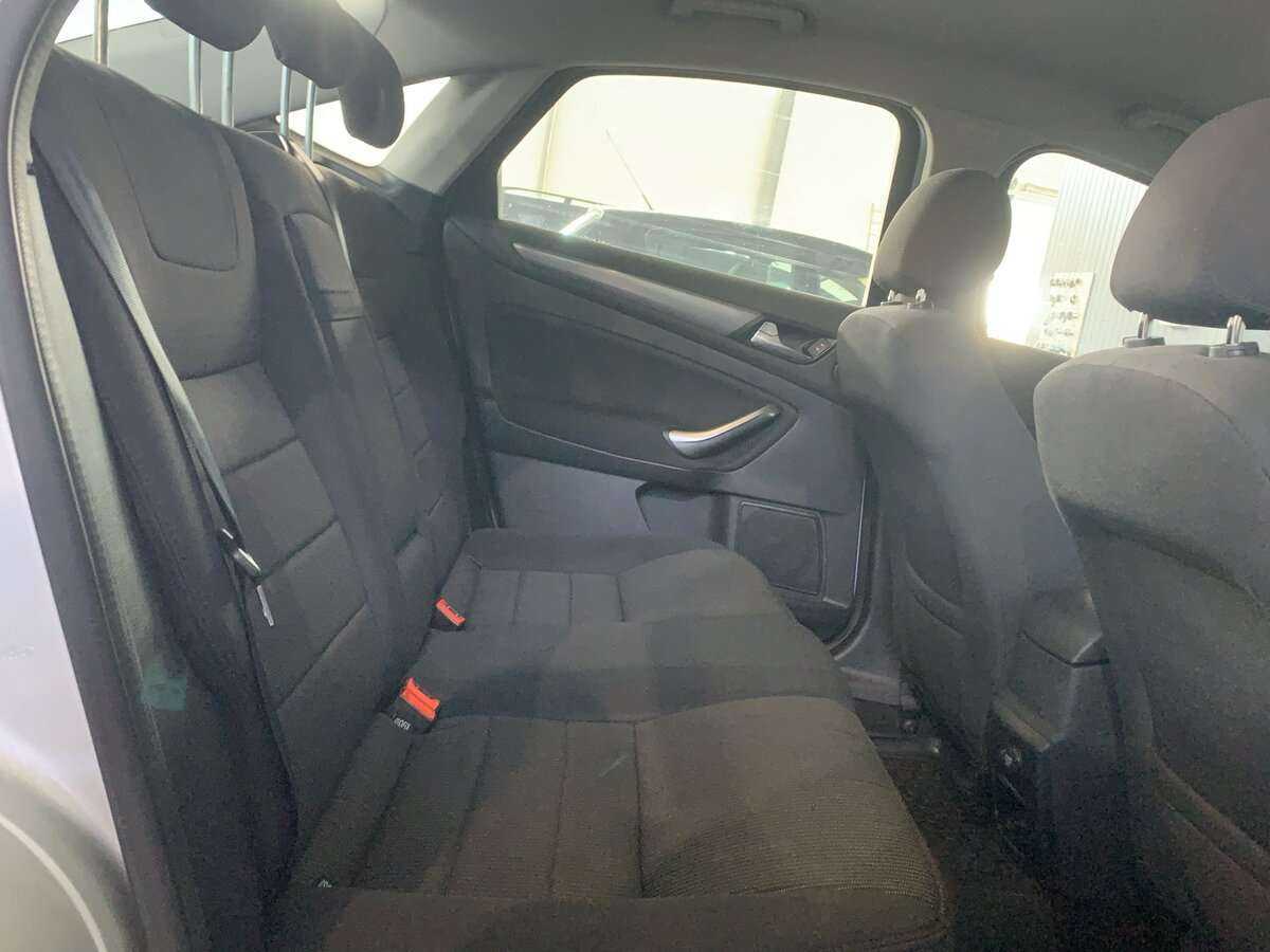 Ford Mondeo, 2011 Фото №15