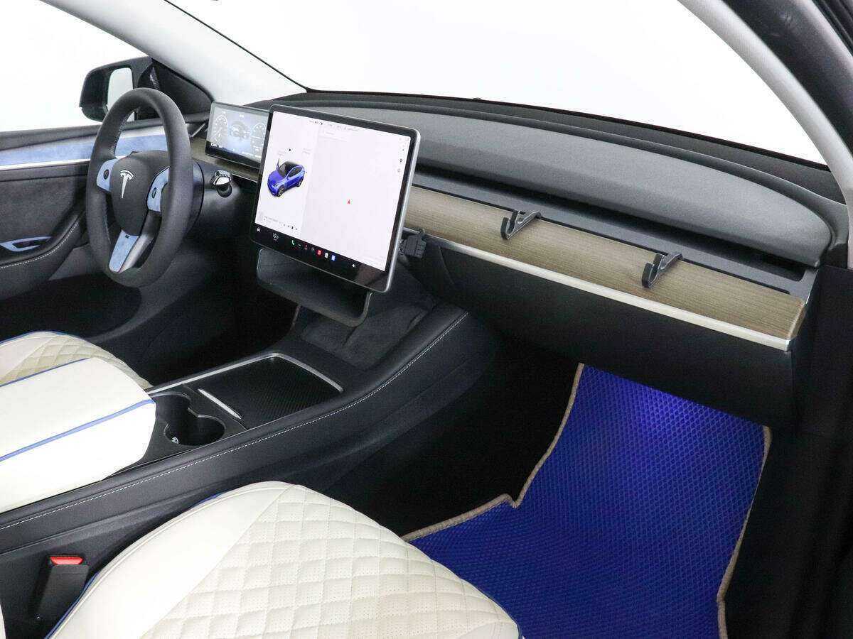 Tesla Model Y Long Range Dual Motor, 2023 Фото №10