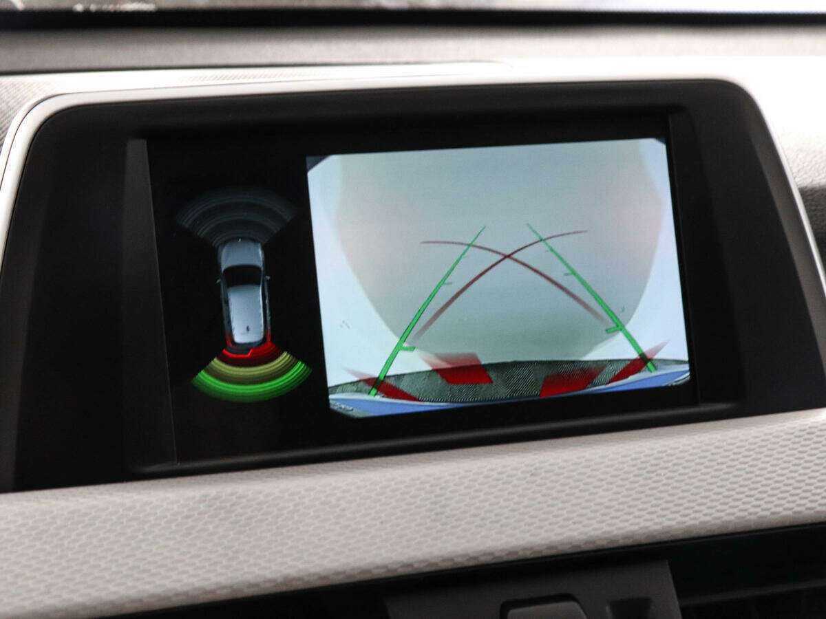 BMW X1 20i xDrive, 2018 Фото №11