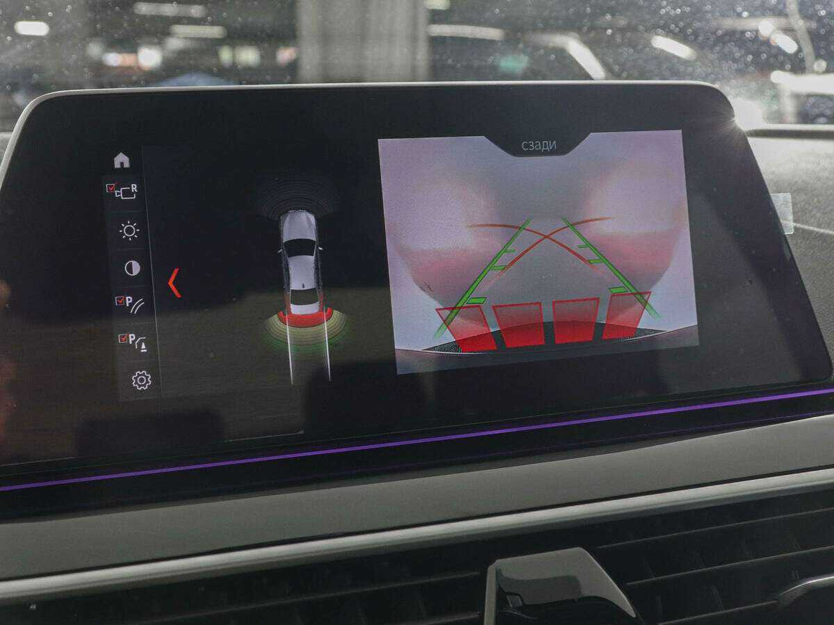 BMW 5 серии 520d xDrive, 2020 Фото №11