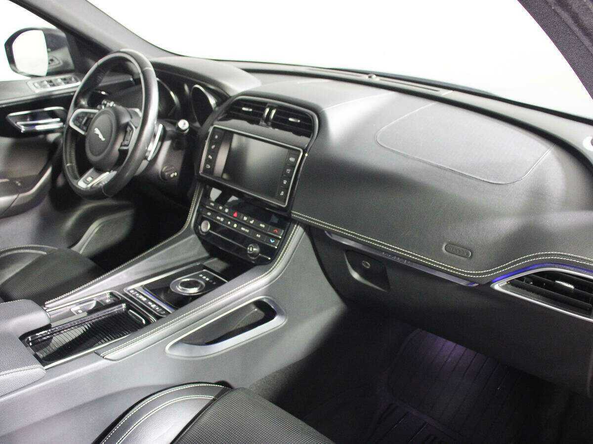 Jaguar F-Pace, 2018 - 96 180 км. | Фото №7