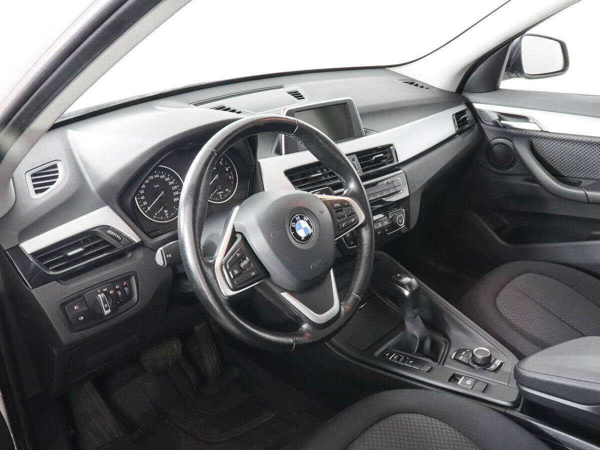 BMW X1 18i sDrive, 2017 Фото №9