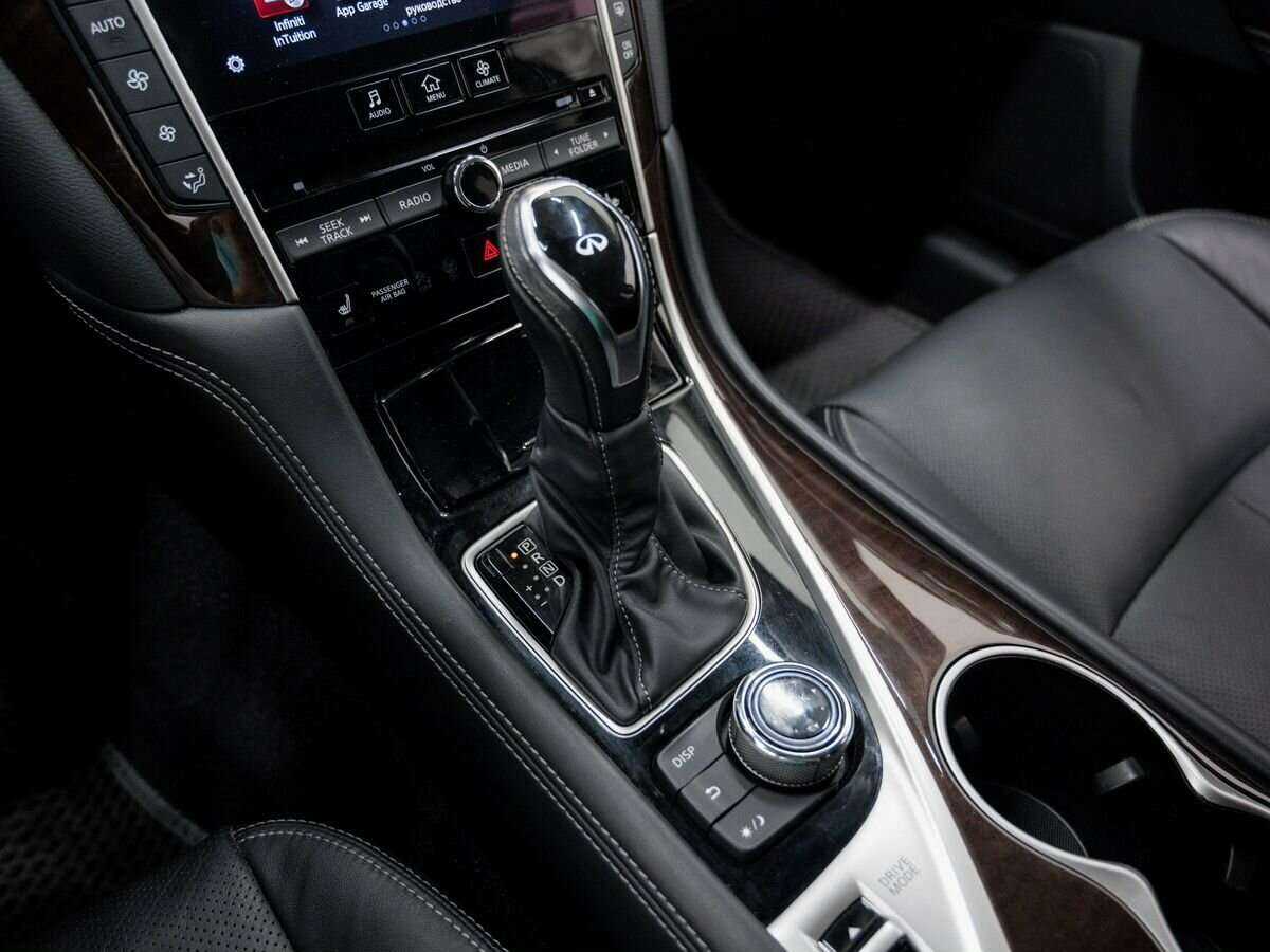 Infiniti Q50, 2017 Фото №21