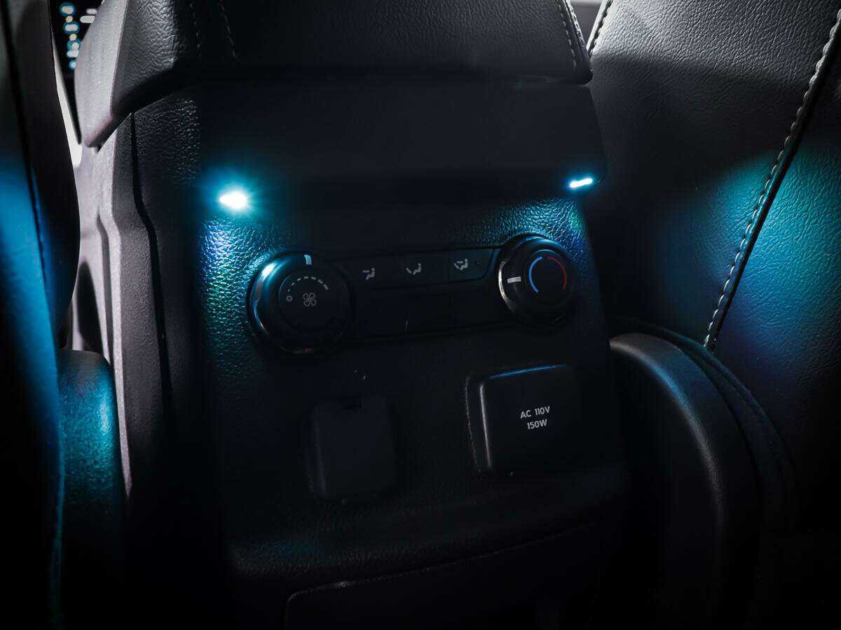 Ford Explorer Sport, 2013 Фото №21