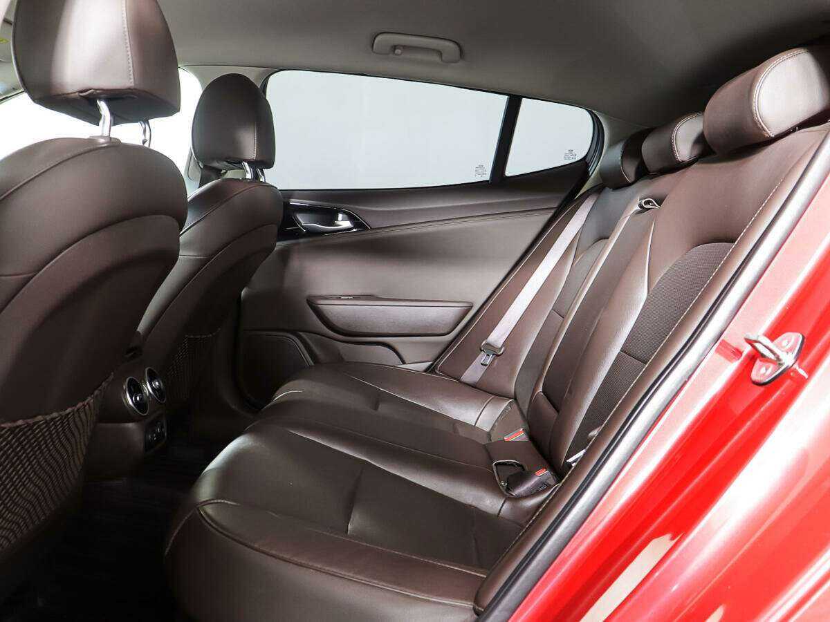 Kia Stinger, 2018 Фото №10