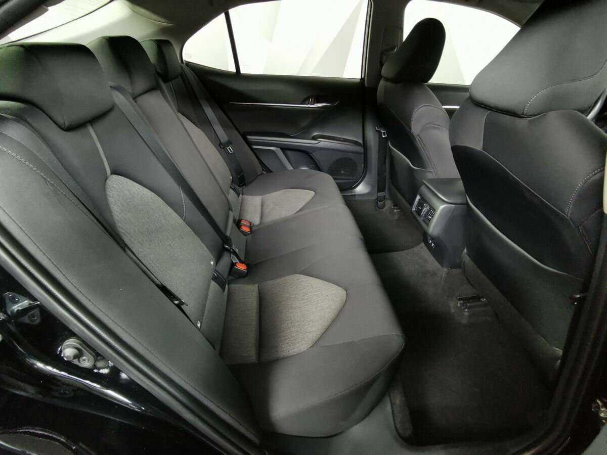 Toyota Camry, 2021 Фото №12