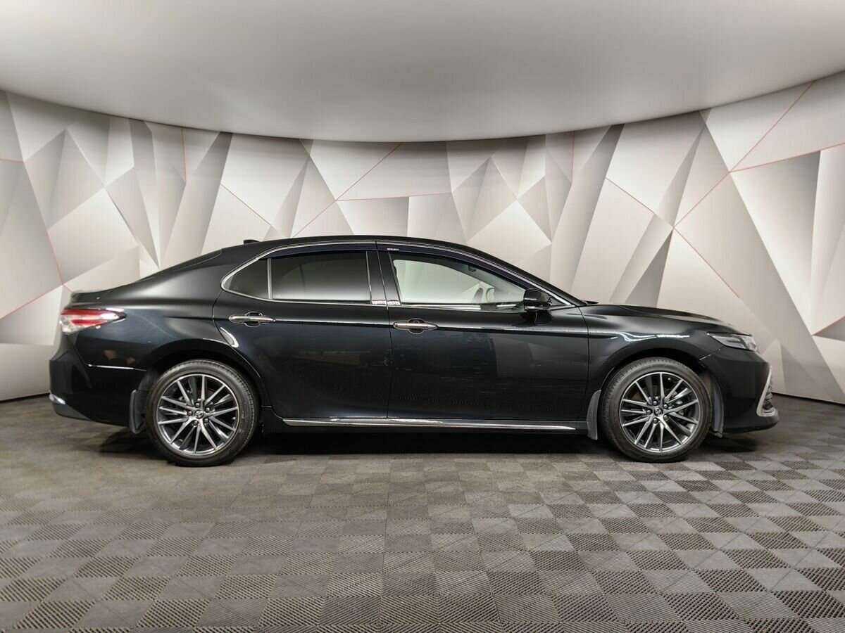 Toyota Camry, 2023 Фото №6