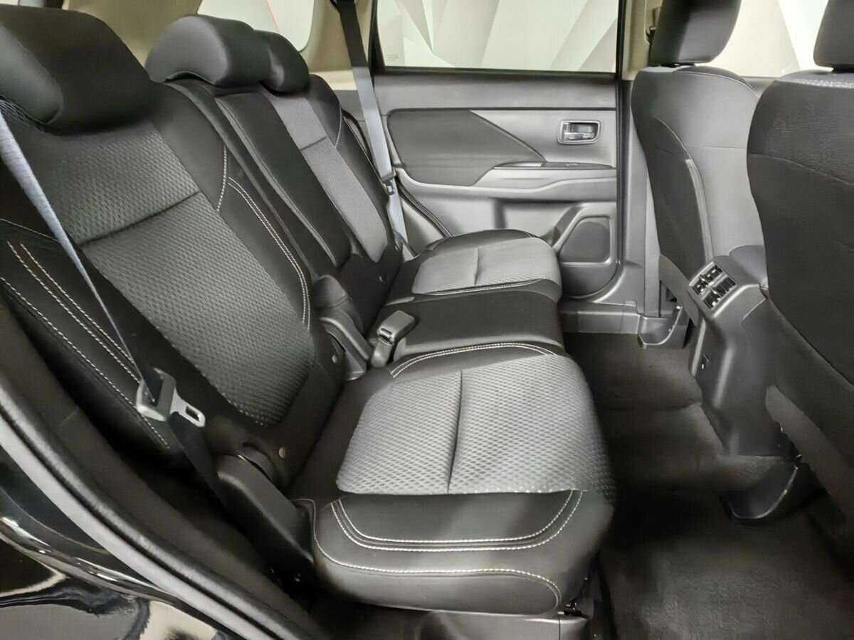 Mitsubishi Outlander, 2022 - 51 991 км. | Фото №8
