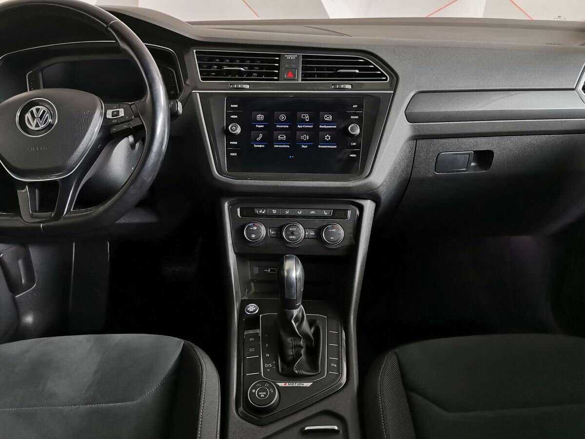Volkswagen Tiguan, 2019 Фото №11