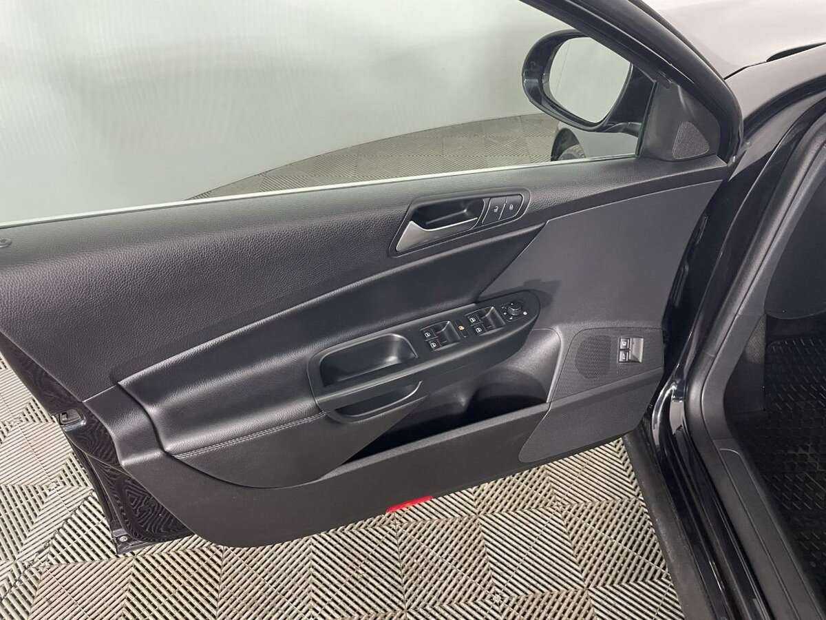 Volkswagen Passat, 2010 - 186 108 км. | Фото №8