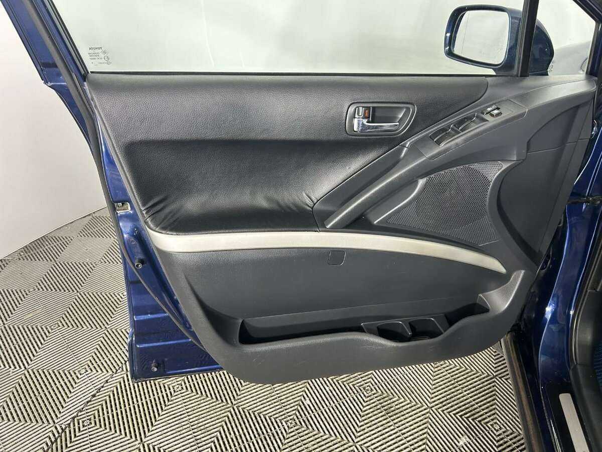 Toyota Corolla Verso, 2006 - 247 092 км. | Фото №8