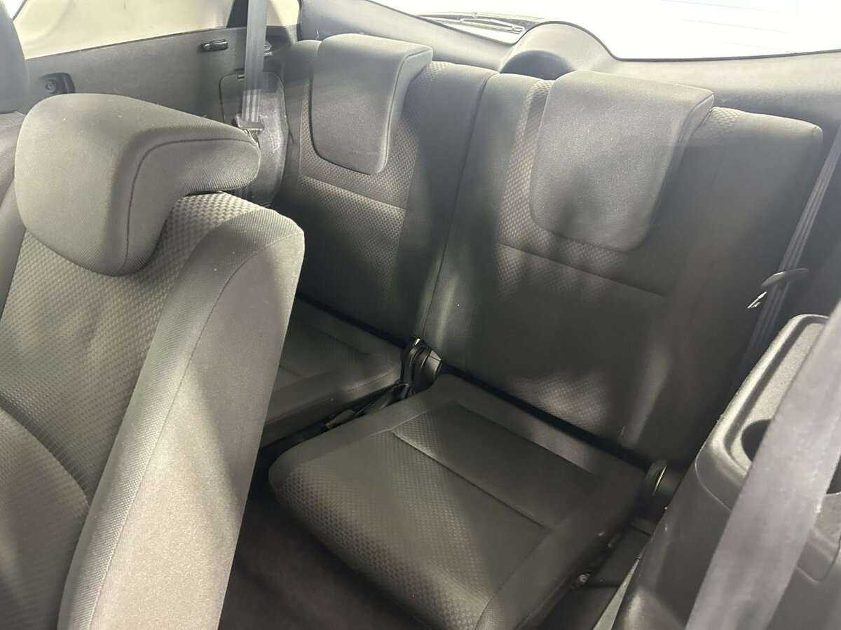 Toyota Corolla Verso, 2006 Фото №17