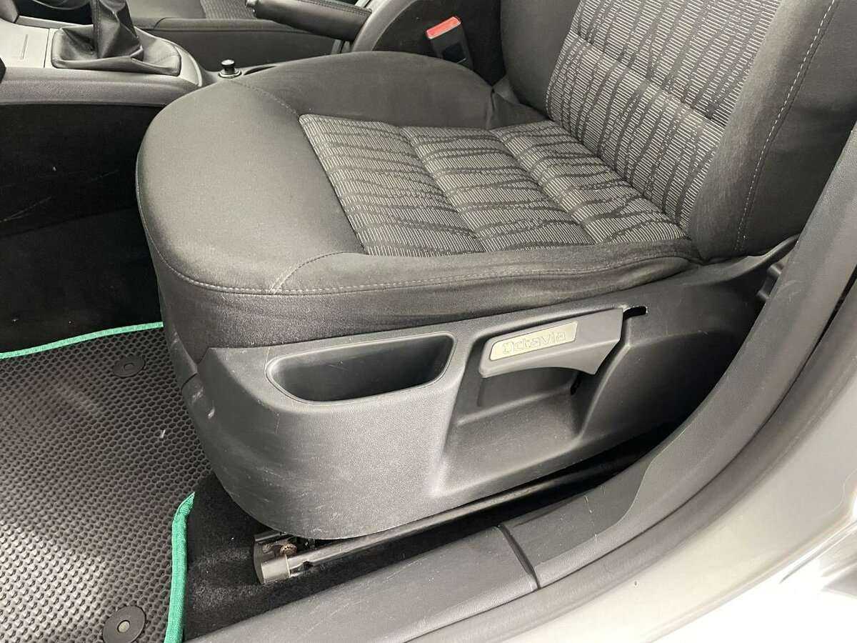 Skoda Octavia, 2010 Фото №10