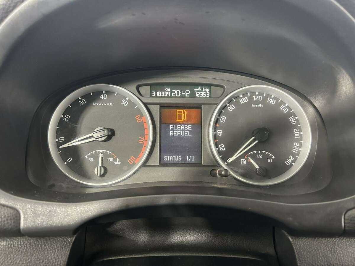 Skoda Fabia, 2008 Фото №11