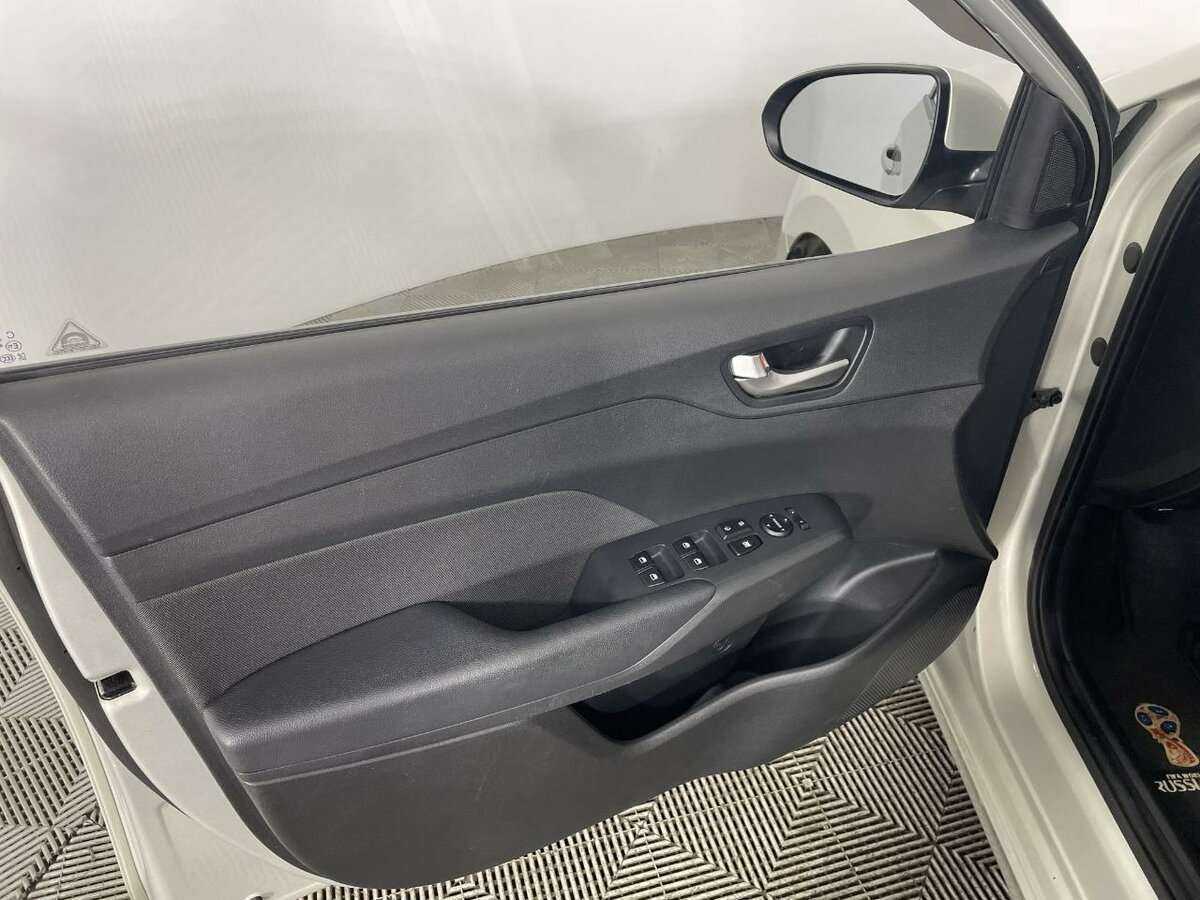 Hyundai Solaris, 2018 - 69 242 км. | Фото №8