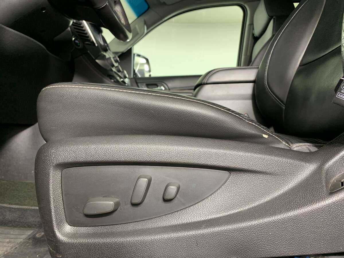 Chevrolet Tahoe, 2016 Фото №16