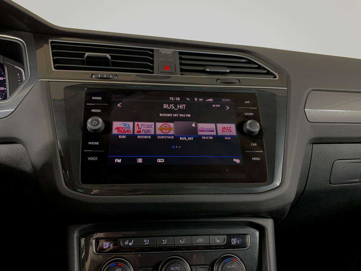 Volkswagen Tiguan, 2020 Фото №14