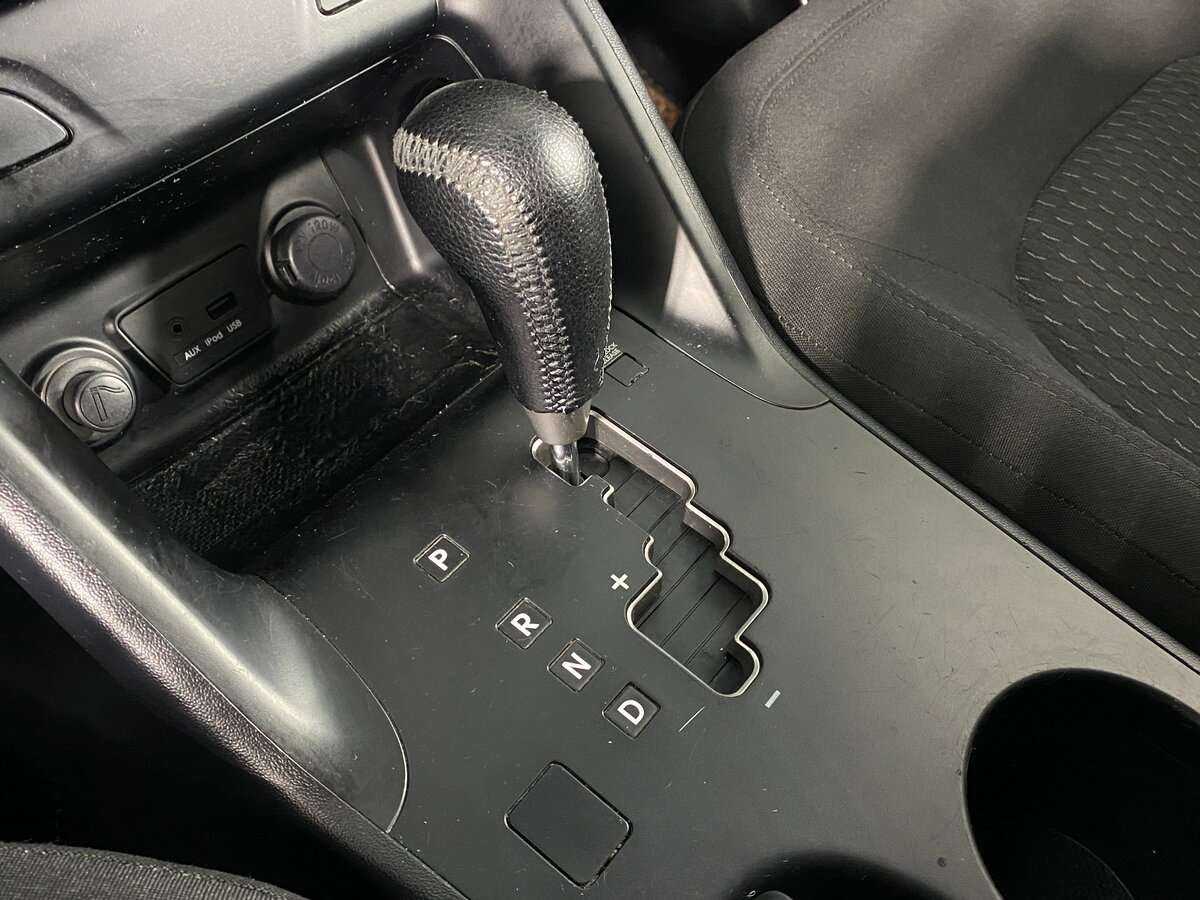 Hyundai ix35, 2010 Фото №16