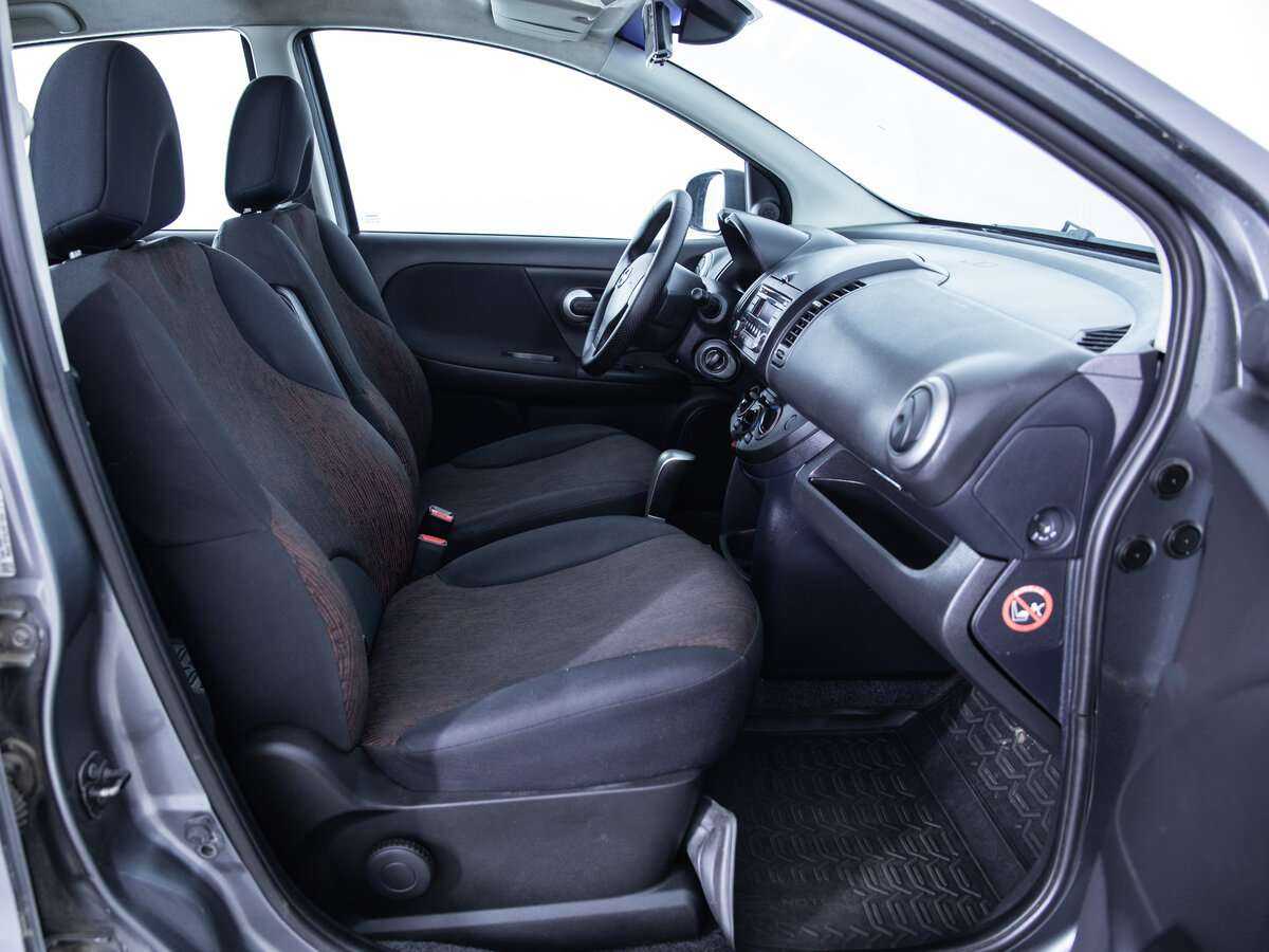 Nissan Note, 2011 Фото №17