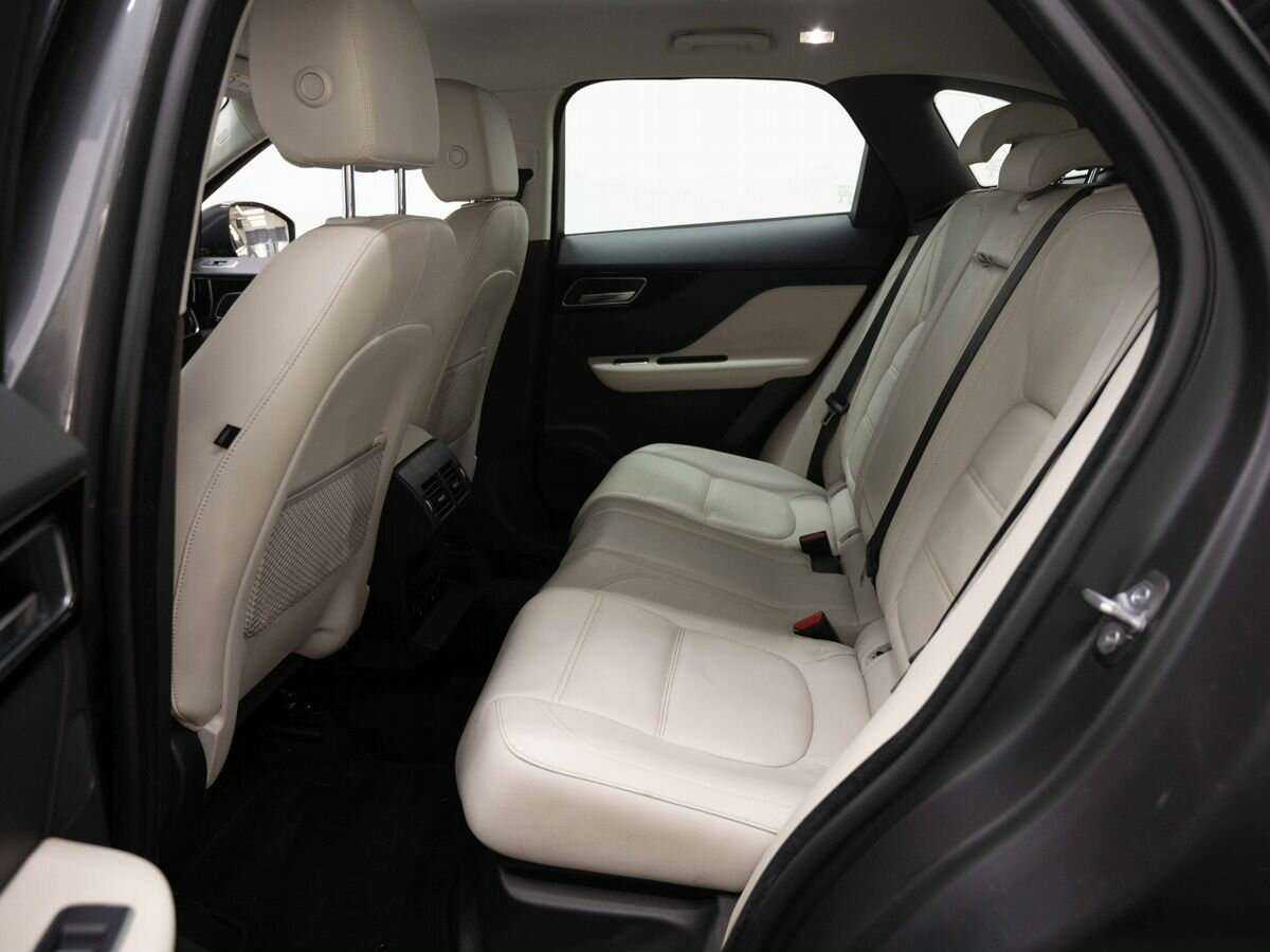 Jaguar F-Pace, 2017 - 94 000 км. | Фото №8