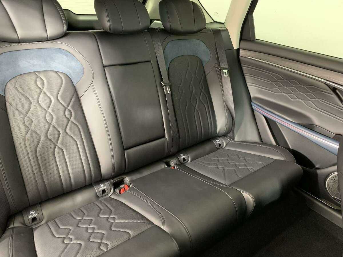 Voyah Free, 2023 Фото №16